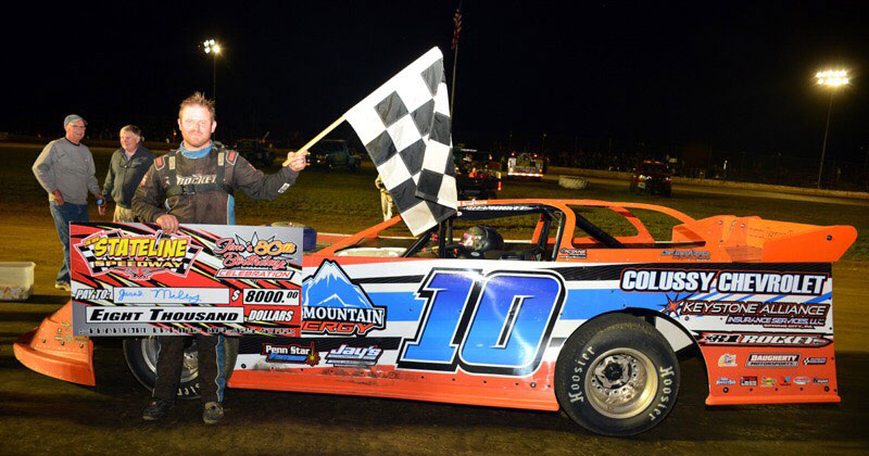 Jared Miley in Victory Lane after winning the “$8,000 Jim Scott Birthday Bash” at Stateline Speedway. (Jimmy Porter Photography)